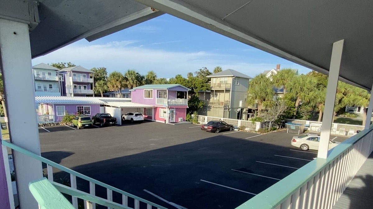 Cedar Key Hotel | Beach Front Motel