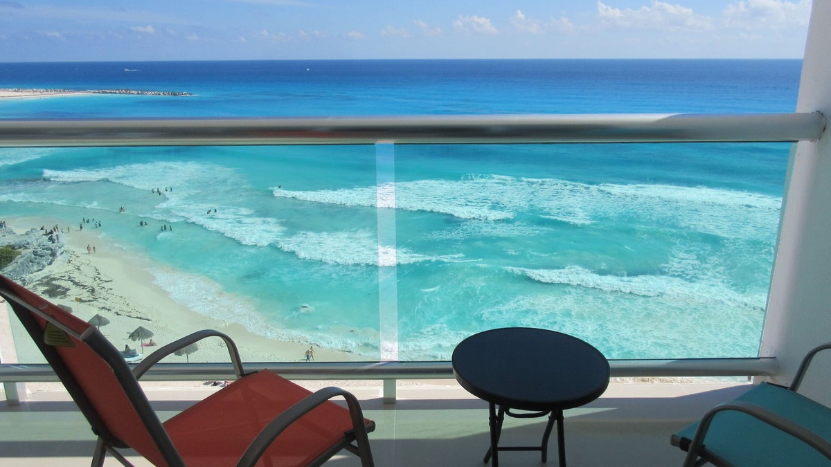 Punta Cancun Condo | Beach Front Penthouse Ocean Dreams Resort w/Amazing Views!
