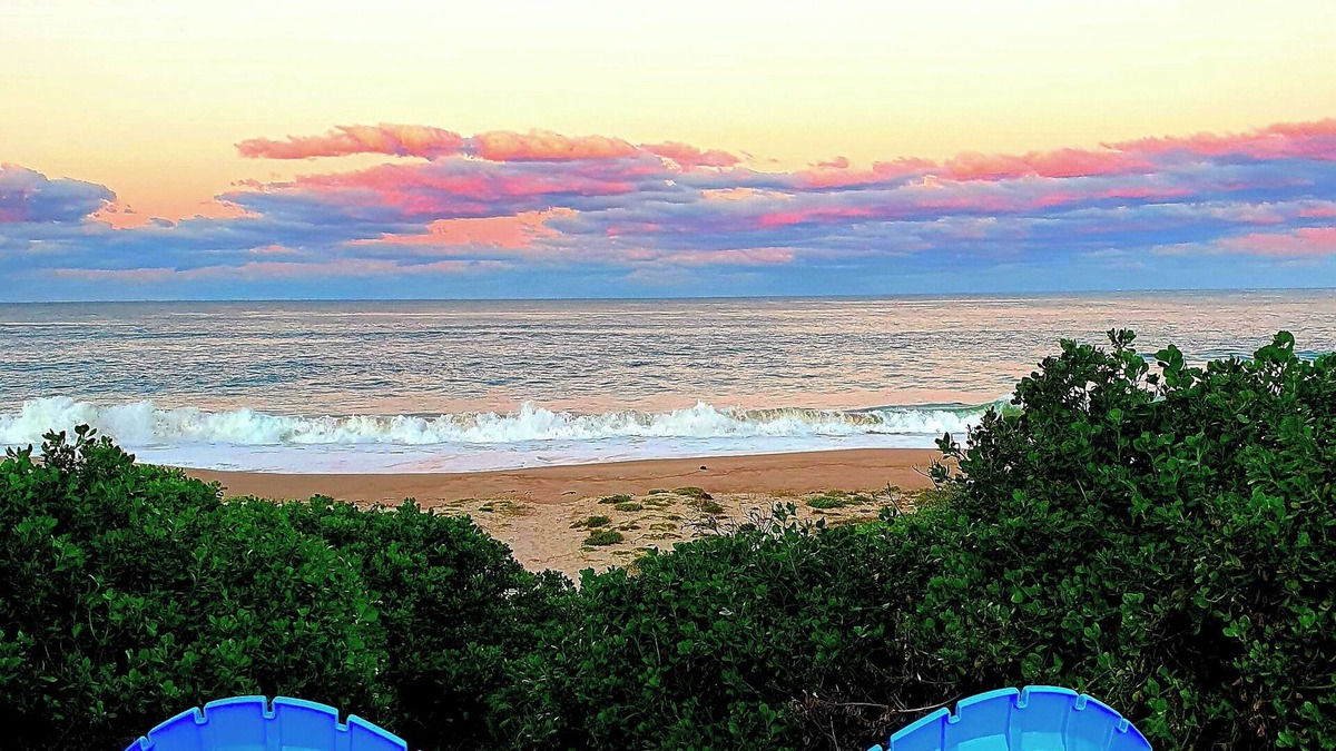 Noraville House | Beach front property