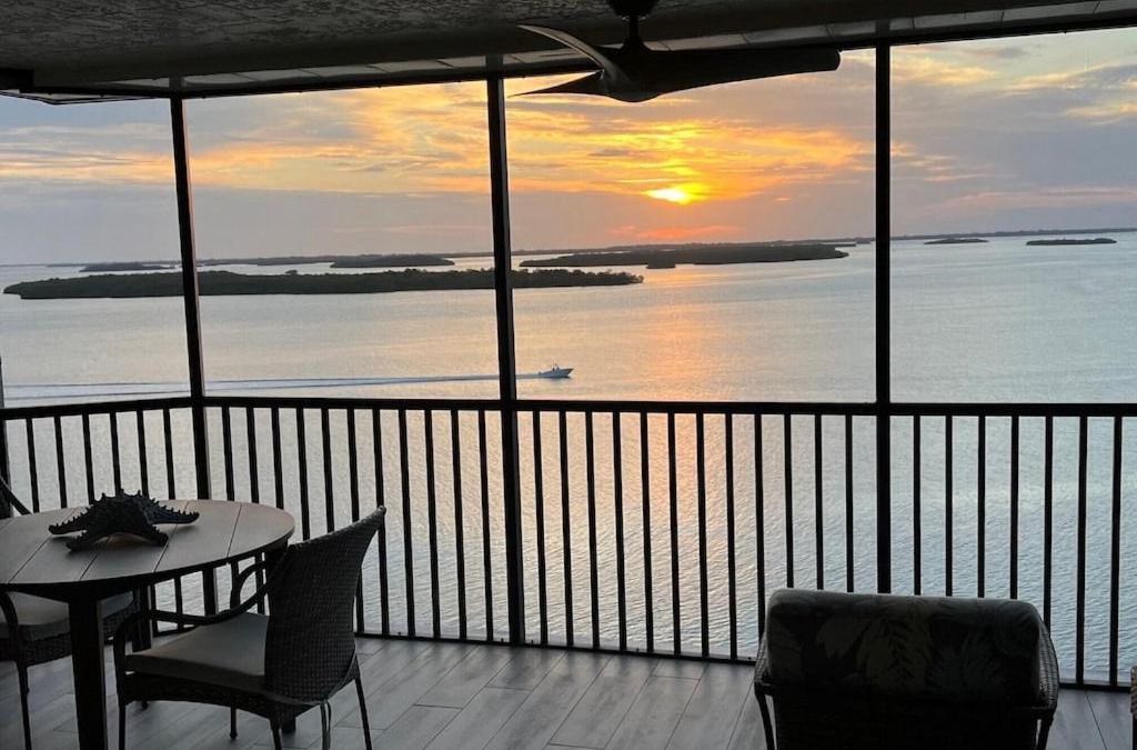 Punta Rassa Apartment | Beach Front Rentals at Sanibel Harbour Resort