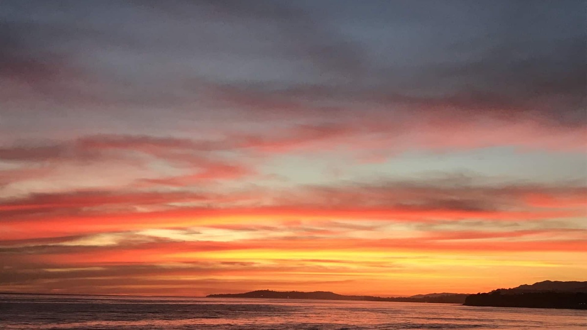 Toro Canyon Apartment | Beach front Sea Loft in Santa Barbara. Weekly discounts. Best beach sunsets!