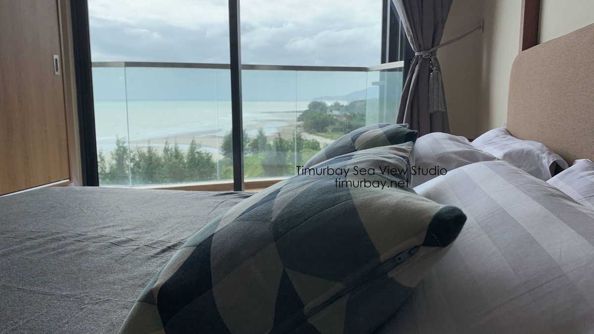 Kuantan Apartment | Beach Front, Sea View from Balcony & Sunrise