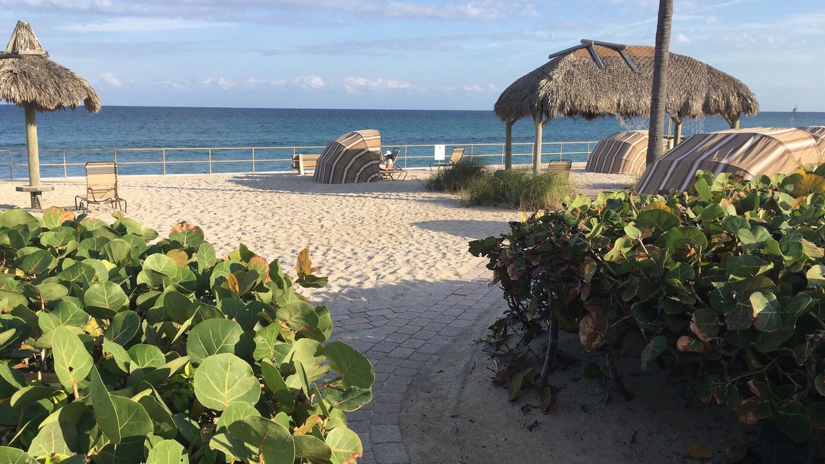 Hillsboro Beach Villa | Beach Front Villa, 50 feet to the beach