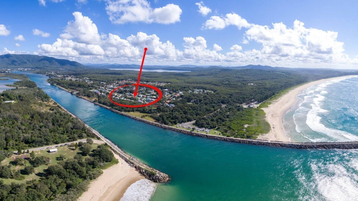North Haven Villa | Beach Haven Villa - close to beach and breakwall