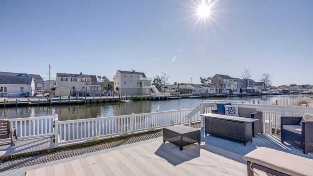 Beach Haven West House | Beach Haven West Getaway. Five Minutes to LBI!