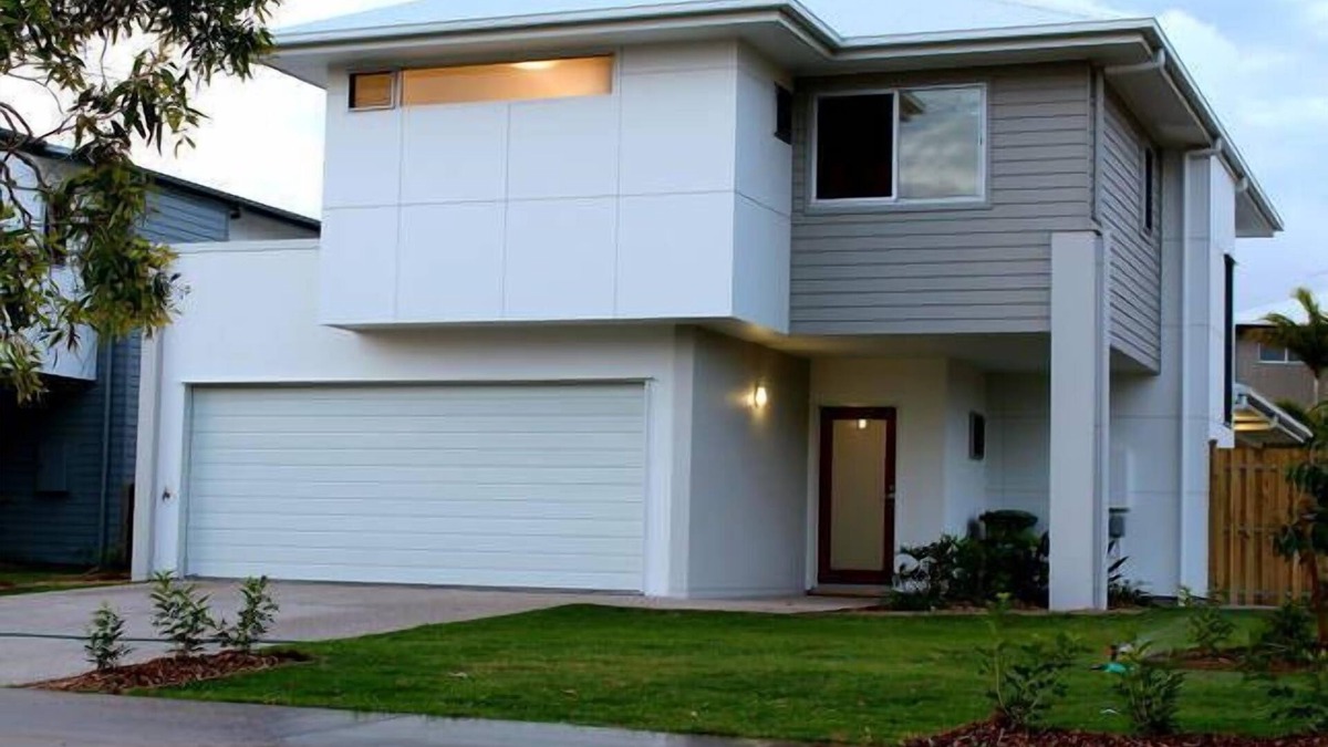 South Mackay House | Beach holiday apartment