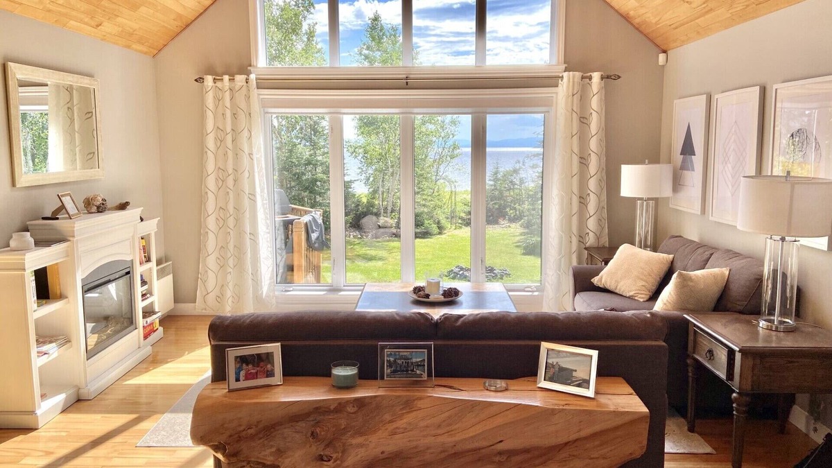 Deer Lake House | Beach Home Getaway - Your Private Beach Retreat!