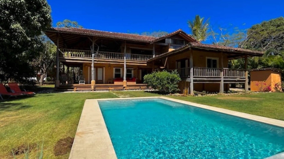 Playa Negra Villa | Beach house with pool at few steps to the beach