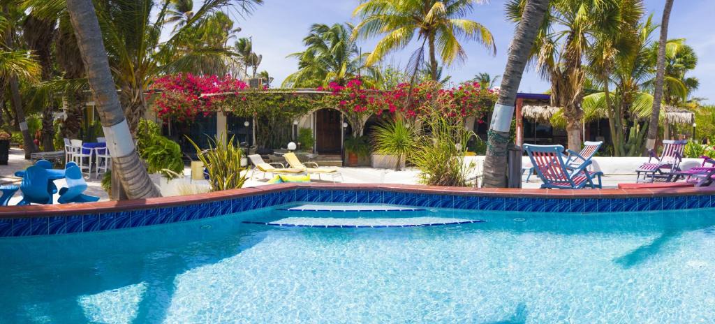 Malmok Apartment | Beach House Aruba Apartments