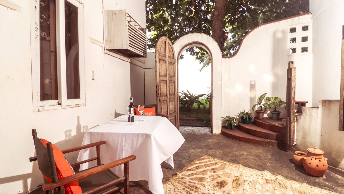 Mbezi Beach House | Beach House - Complimentary Breakfast & fast Wifi