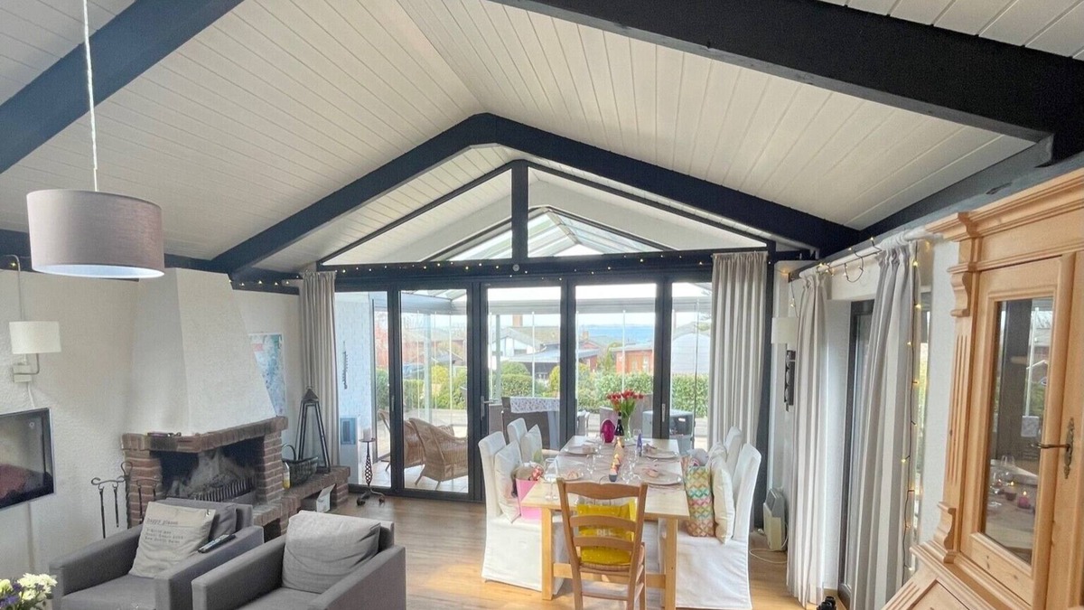 Jellenbek House | Beach house
