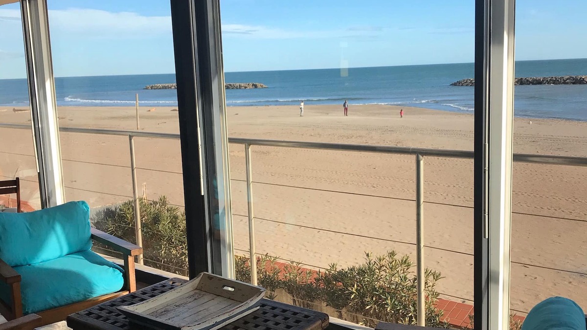 Valras-Plage House | Beach house facing the sea