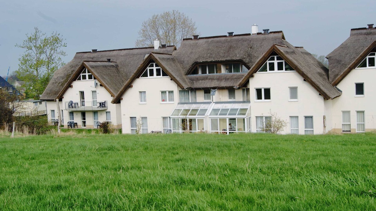 Lobbe Apartment | Beach house Lobbe Whg 19+ Balcony - Apartment 19, 2Raum, balcony