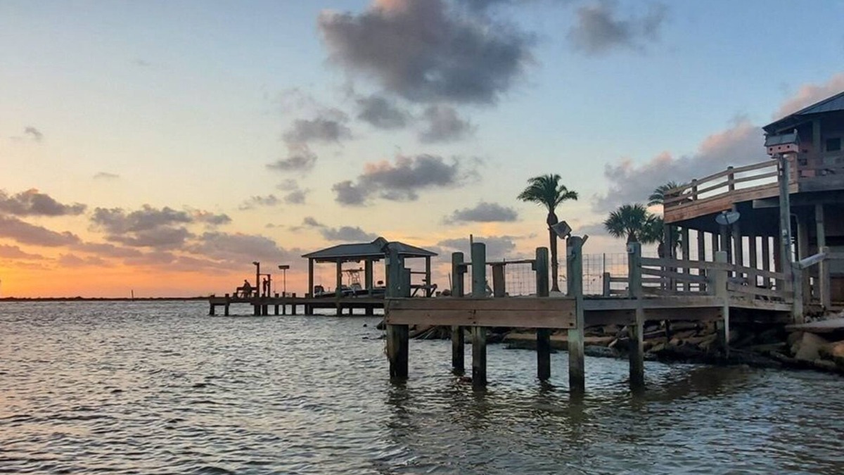 Galveston House | Beach House on the Bay - Fisherman's Paradise on the bay!