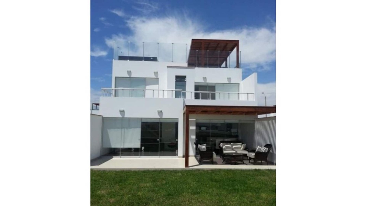 Pisco House | Beach House Paracas -ICA, PERU