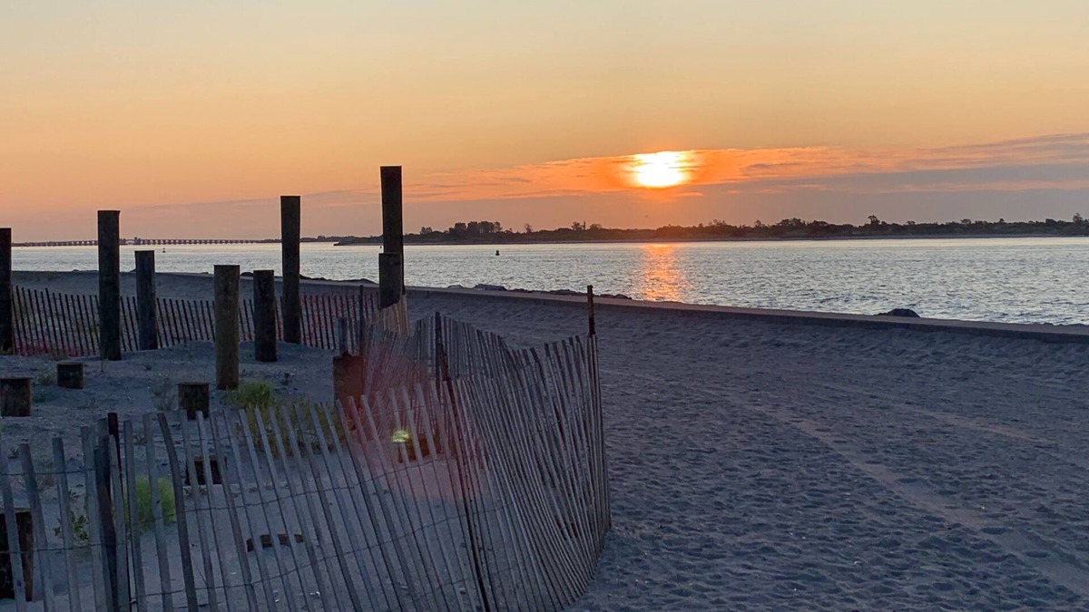 Point Lookout House | Beach House Perfection. Book July or Aug by Feb 1 and receive promotional rate.
