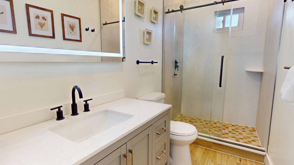 North End Villa | Beach House: POOL, Boardwalk, 1 Min to Beach