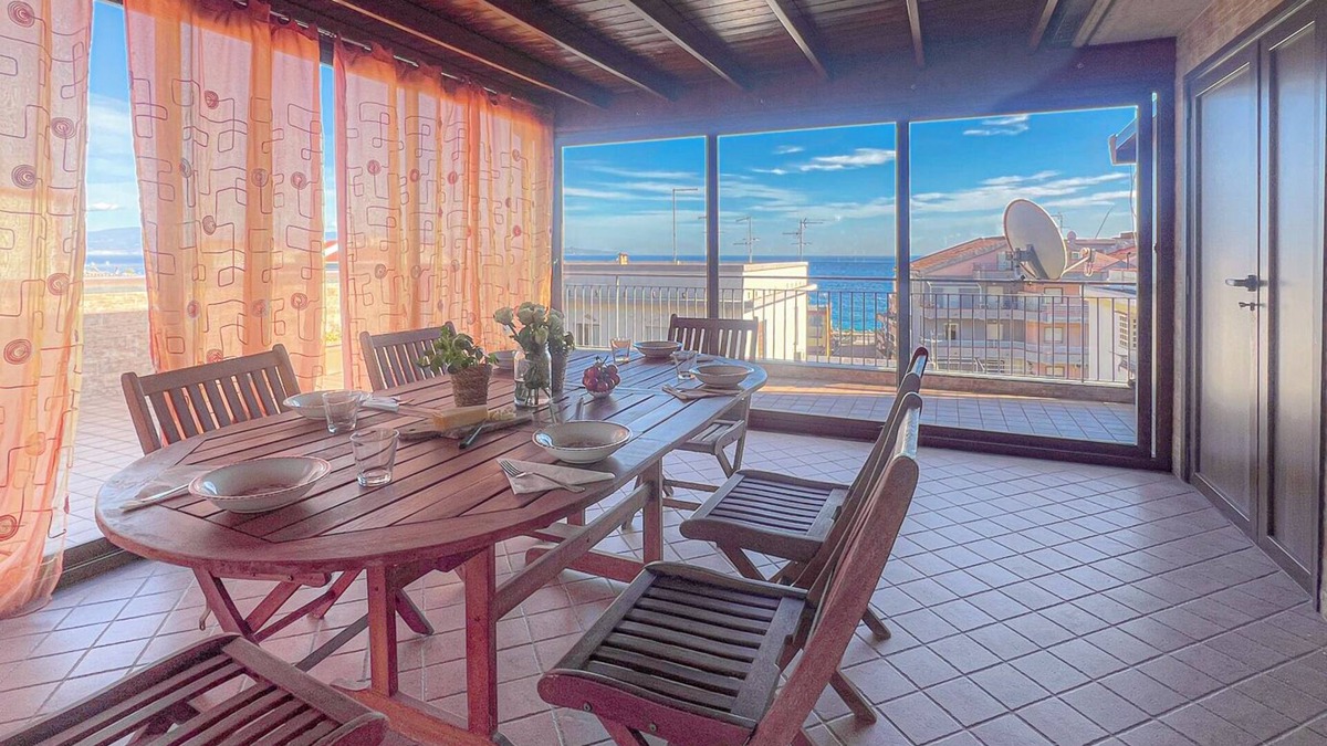 Roccalumera Apartment | Beach House Roccalumera