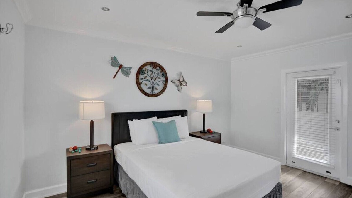 Hendricks and Venice Isles Apartment | Beach Isles: Modern 1BR Apartment in Fort Lauderdale