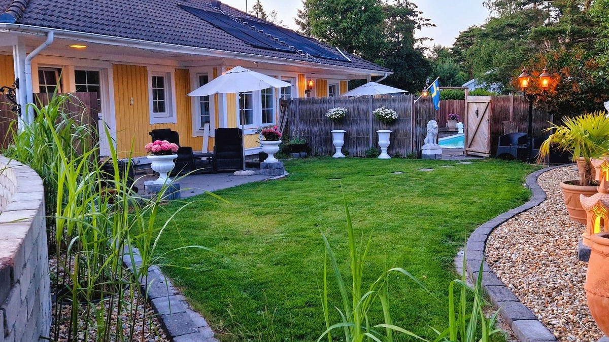 Hollviken House | Beach near villa with pool