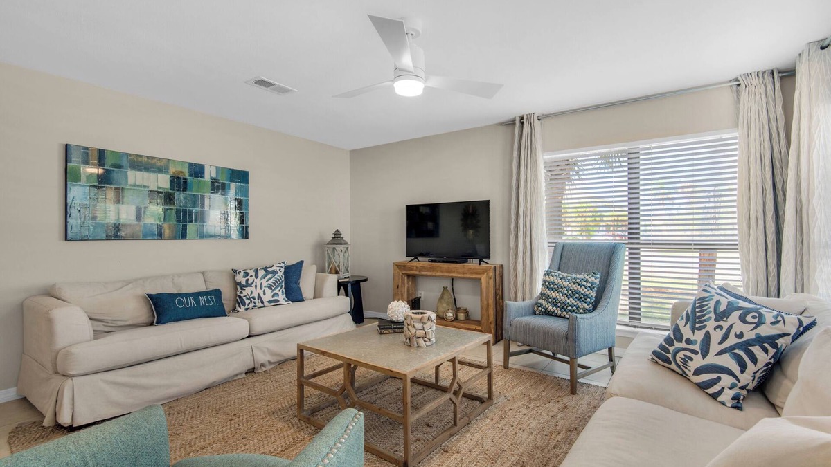 Navarre Beach Condo | Beach on a Budget | 💰 Affordable Pet-Friendly Condo + Steps to Beach 🐾