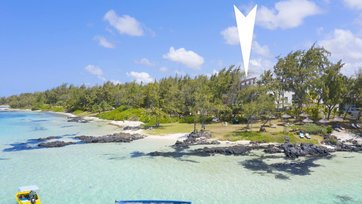 Belle Mare Apartment | Beach Penthouse Belmare Pied Dans L'eau