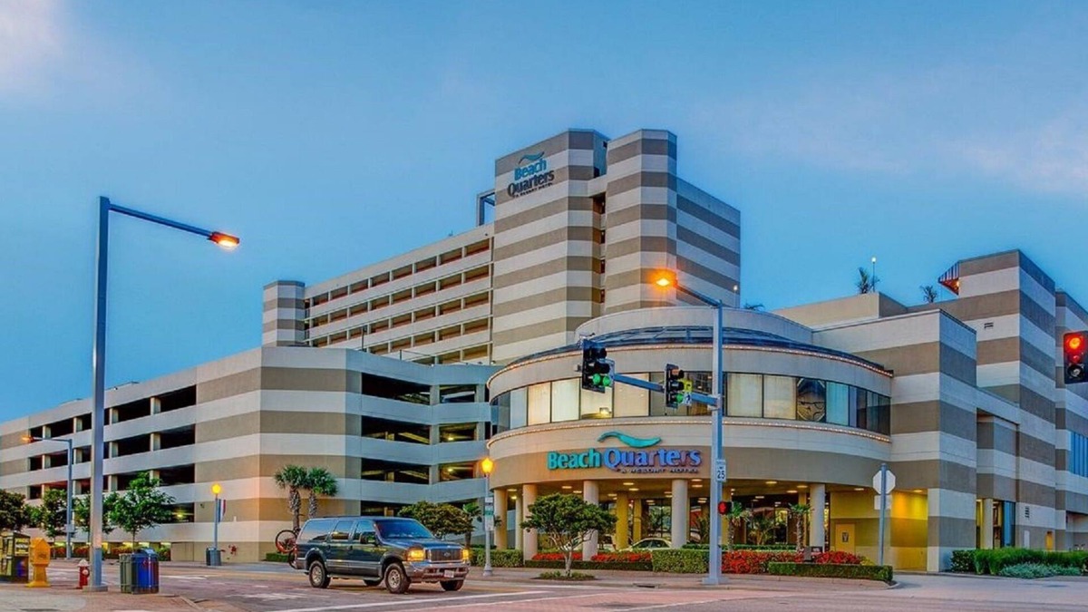 Northeast Virginia Beach Condo | Beach Quarters - 1BR/1BA - Oceanfront Balcony!