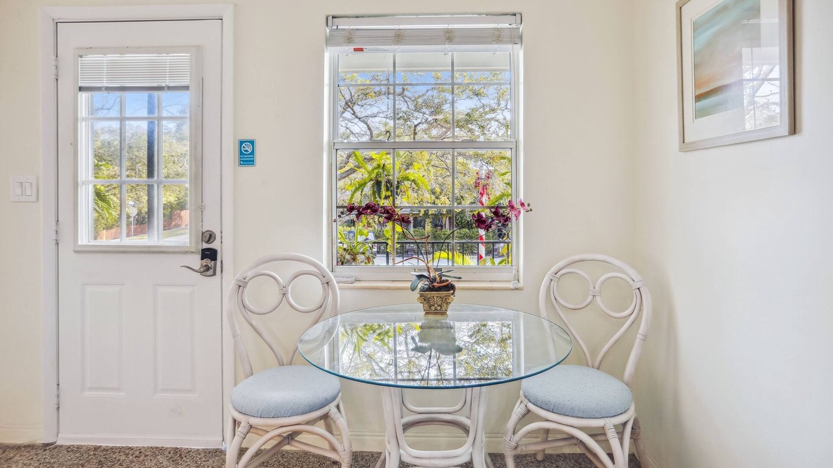 Gulfport Condo | Beach Quarters 2BR #5 and #6 - New Orleans Style