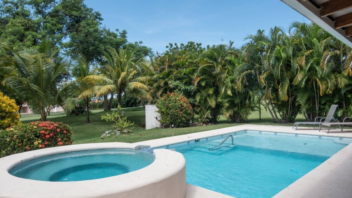 Playa Blanca House | Beach resort villa with private pool