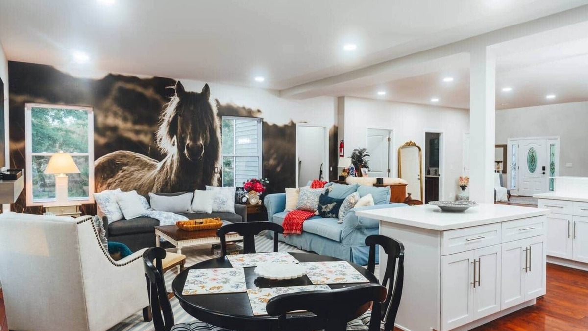 Long Branch House | Beach Retreat+11Br/4Bth+F1 VR sim, Up to 21 guests