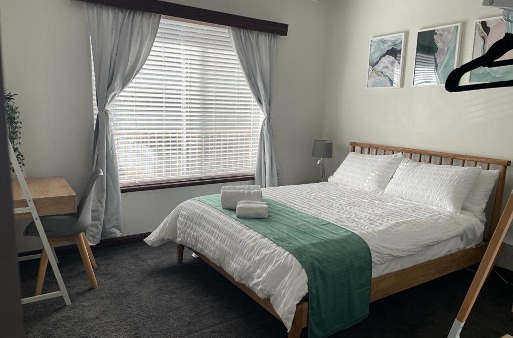 Henley Beach South Apartment | Beach Retreat