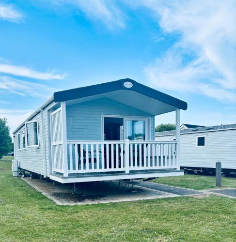 Caister-on-Sea Resort | BEACH SIDE CARAVAN - haven - Caister on sea