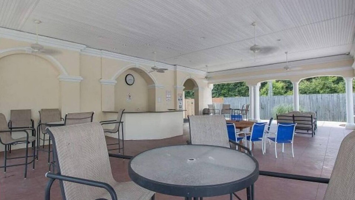 Gulfport House | BEACH Townhouse - Swimming Pool, Casinos, Gated Keesler