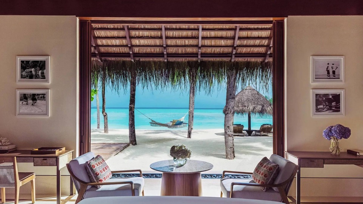 Reethi Rah Hotel | Beach Villa King at One&Only Reethi Rah, Private Beach, Balcony!