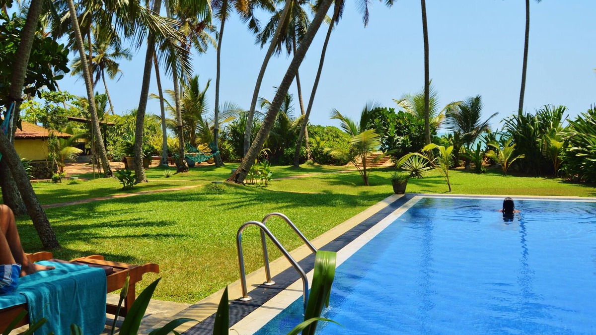 Boossa Villa | Beach Villa - perfect pool - great garden - superb staff. PURE PARADISE!