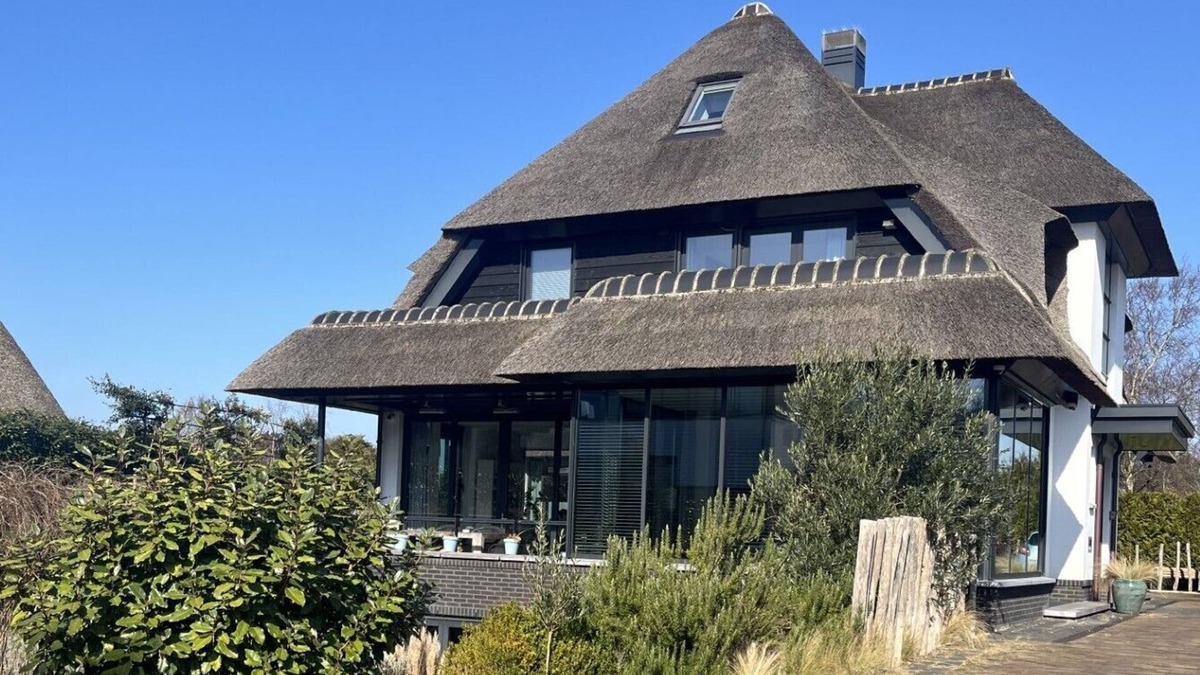 Castricum Apartment | Beach, Wellness and Castricum Station: Duinpoort Urban Escape