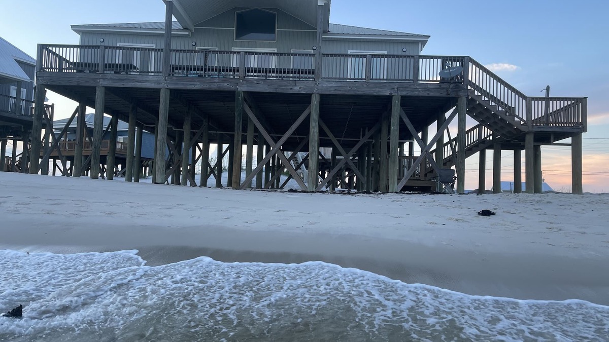 Dauphin Island House | BEACHES OPEN 5 Bedroom, 5 Bathroom Gulf Beach Front Home
