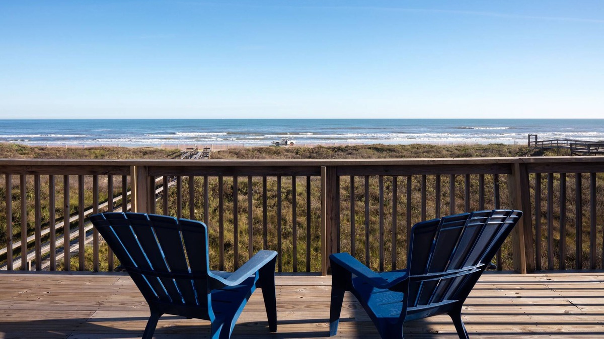 Surfside Beach House | Beachfront 1st Row