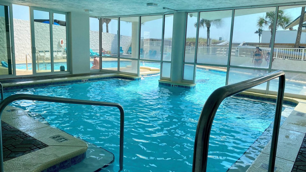 Fort Walton Beach Condo | Beachfront 2BR Condo- Pool, Fitness Room, WiFi, W/D- Okaloosa Island near Destin