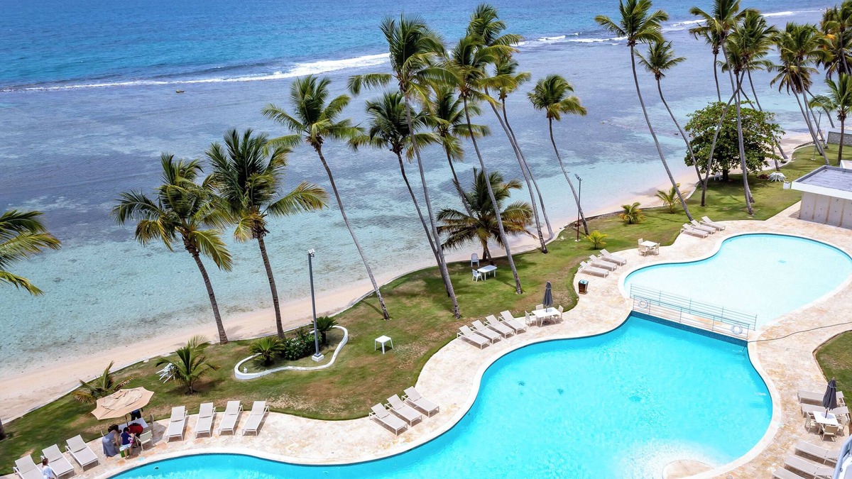 Juan Dolio - El Pueblo Apartment | Beachfront| 9thFloor|Priv.Parking|Full Kitchen
