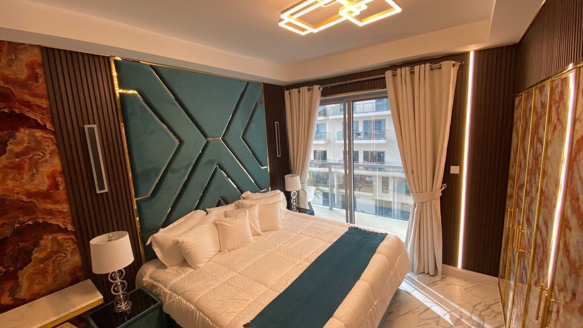 Ras Al Khaimah Apartment | Beachfront Apartment with Luxurious King-size bed Marjan Island Living UAE Dubai