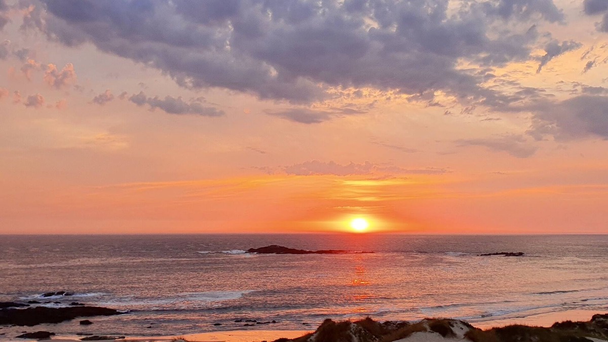 Vila Cha Apartment | Beachfront Apartment - By the SEA