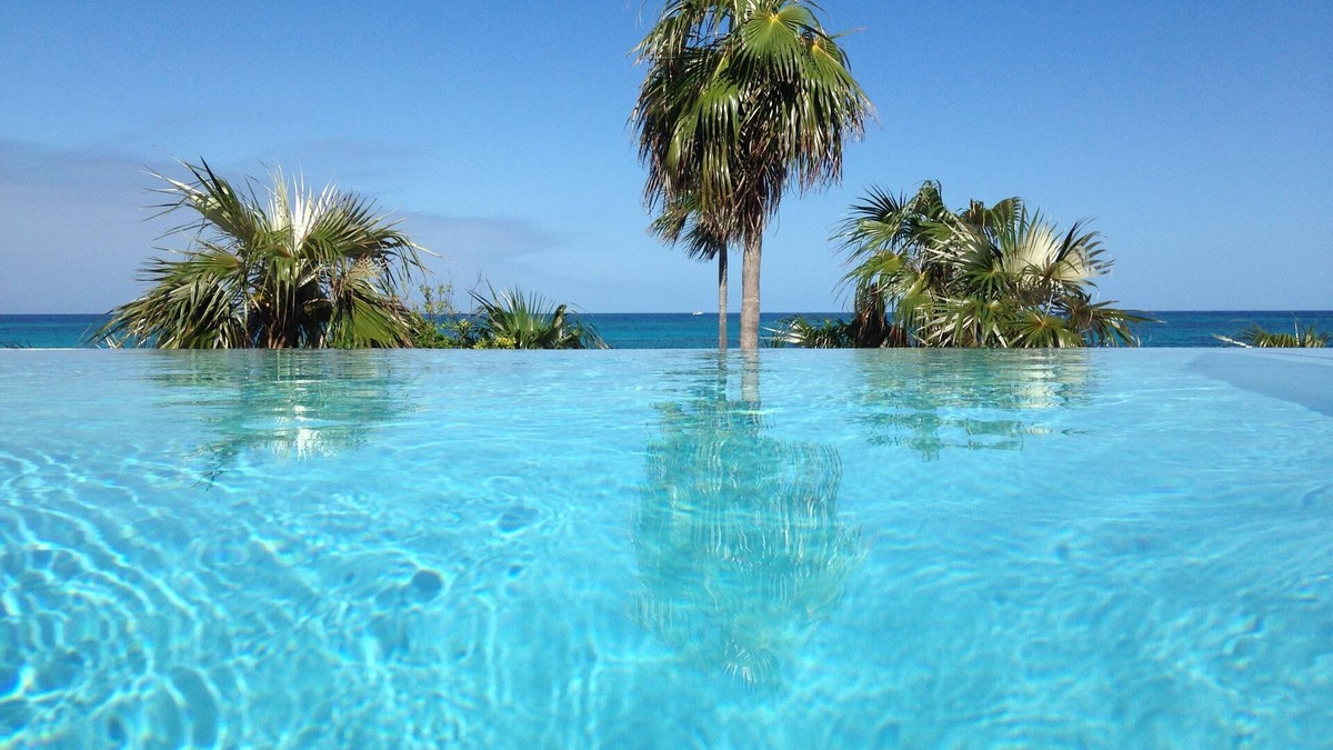 North Palmetto Point House | BEACHFRONT INFINTY POOL, 4BR/NEW! 4 BATHROOMS