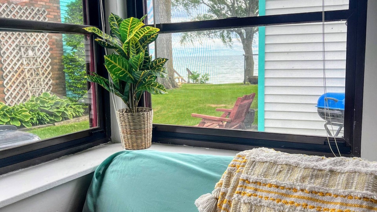 Filion House | Beachfront Bungalow Retreat on Lake Huron! #2