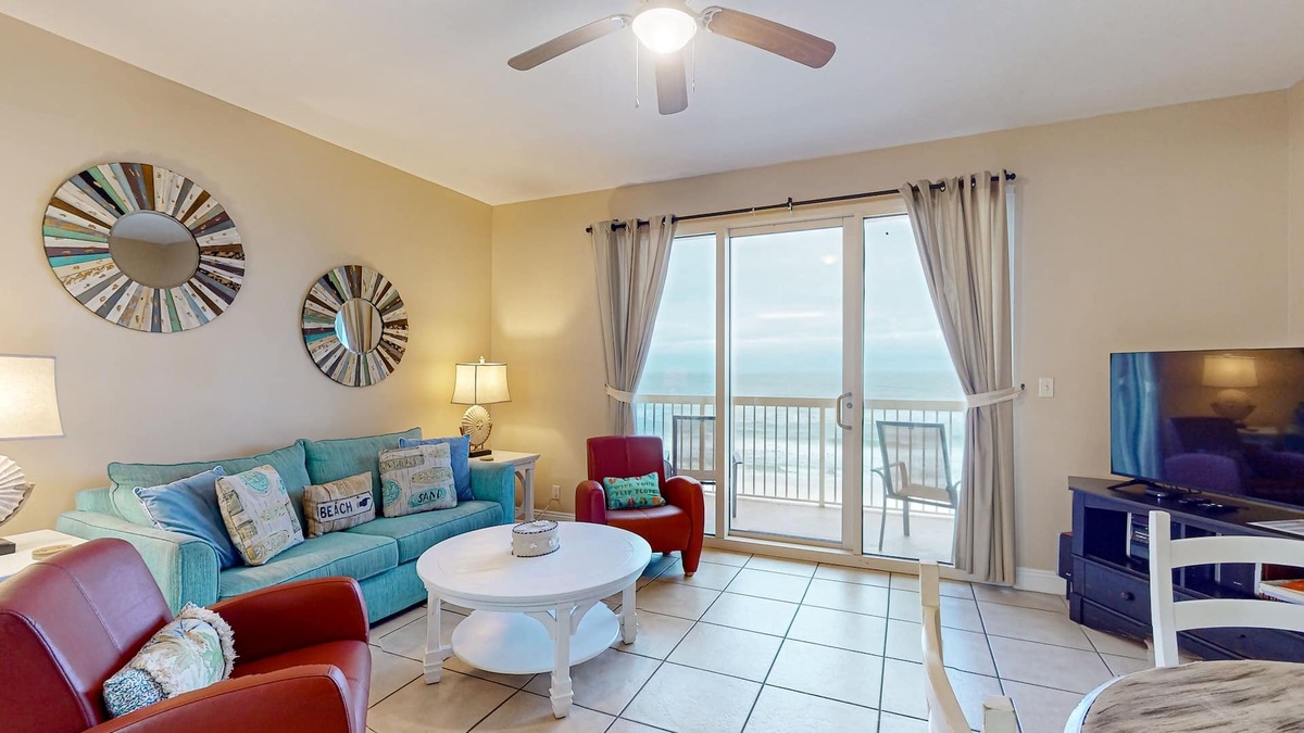 Bahama Beach Condo | Beachfront condo in resort with pools & fitness center - prime location