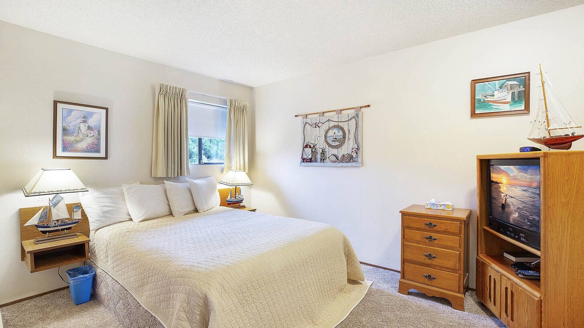 Moclips Condo | Beachfront Condo on the Moclips River