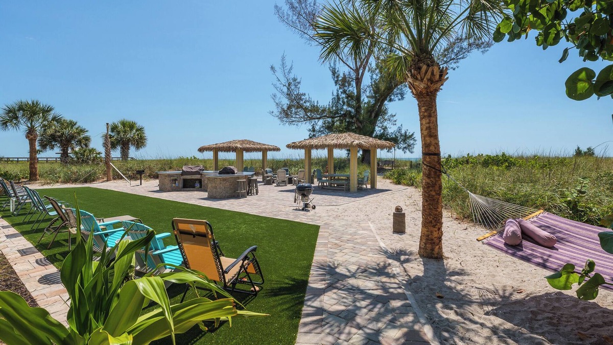 Nokomis Condo | 🏝Beachfront Condo Overlooking Gulf of Mexico🏝