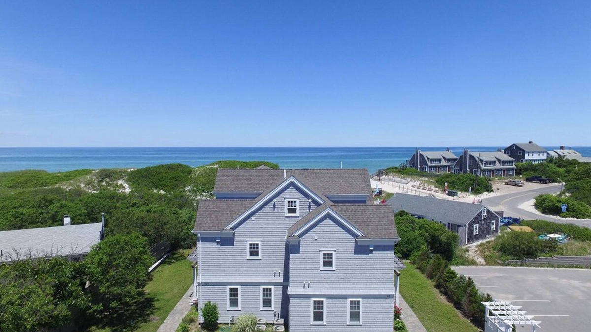 Dennis House | Beachfront Condo Overlooking Cape Cod Bay! (2031)