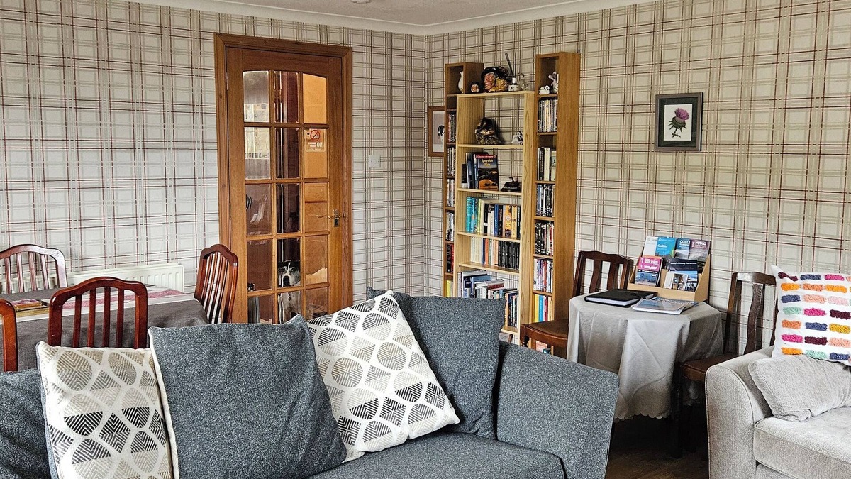 Buckie House | Beachfront cottage on the Moray coast, Sunsets, Wildlife, Northern Lights & more