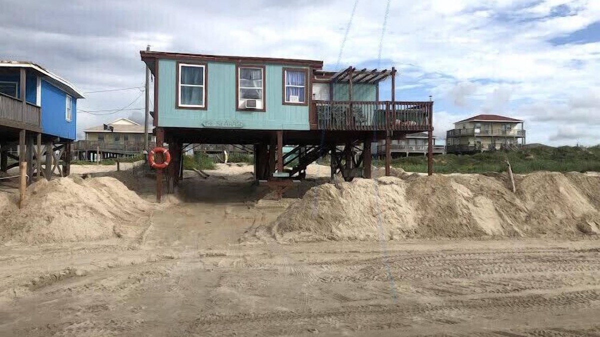 Surfside Beach Cottage | Beachfront Cottage On The Gulf Of Mexico: Family Friendly And Pet Friendly